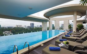 Central Palace Hotel